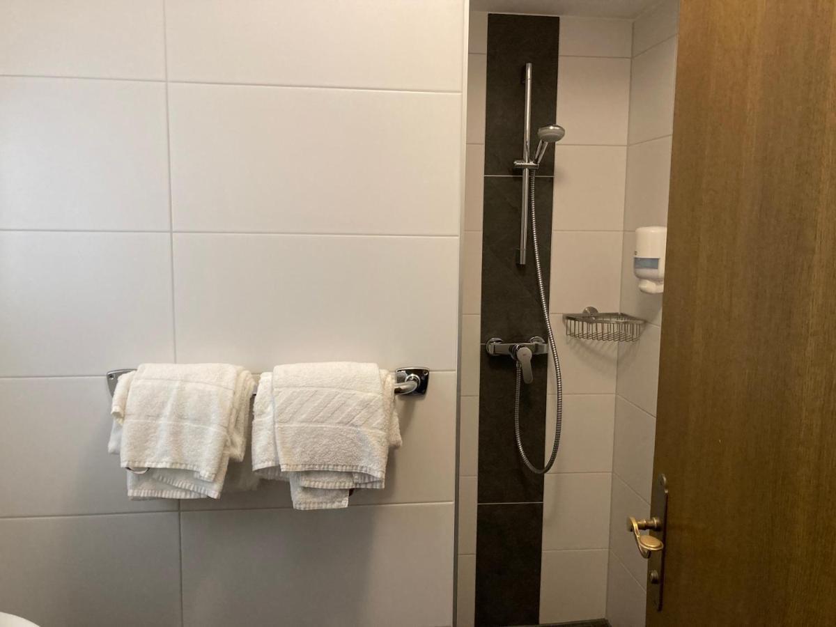 Dorfgasthof Hotel Staberhof Kellerberg Eksteriør bilde